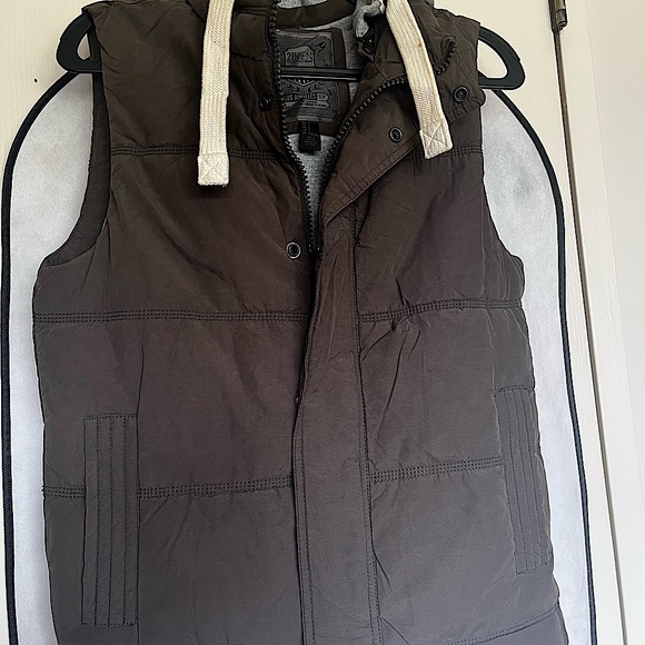 Blazer - Picture 6 of 9